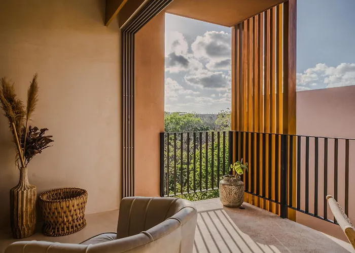 Heavenly 3br Ph W Private Pool, Gym, Yoga Class Apartment *